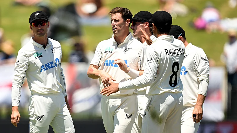 New Zealands bowlers sealed a comfortable win on day three