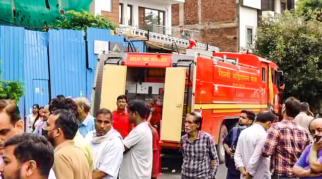 Delhi: Staff Member Dies After Fire Breaks In Kosmos Hospital; Patients Evacuated On Time