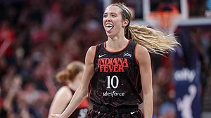 Indiana Fever vs Chicago Sky, WNBA 2025: Lexie Hull celebrates after sinking a late 3-pointer.