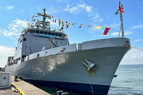 INS Sandhayak in Singapore on its National Day