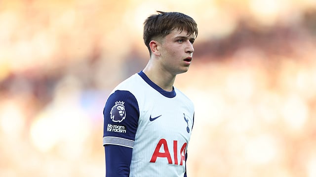 Premier League: Tottenham Teenager Mikey Moore Signs New Long-term Contract