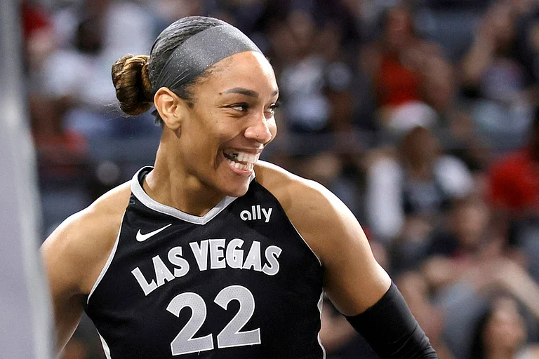 WNBA 2025: Las Vegas Aces vs Connecticut Sun - | Photo: Steve Marcus/Las Vegas Sun via AP