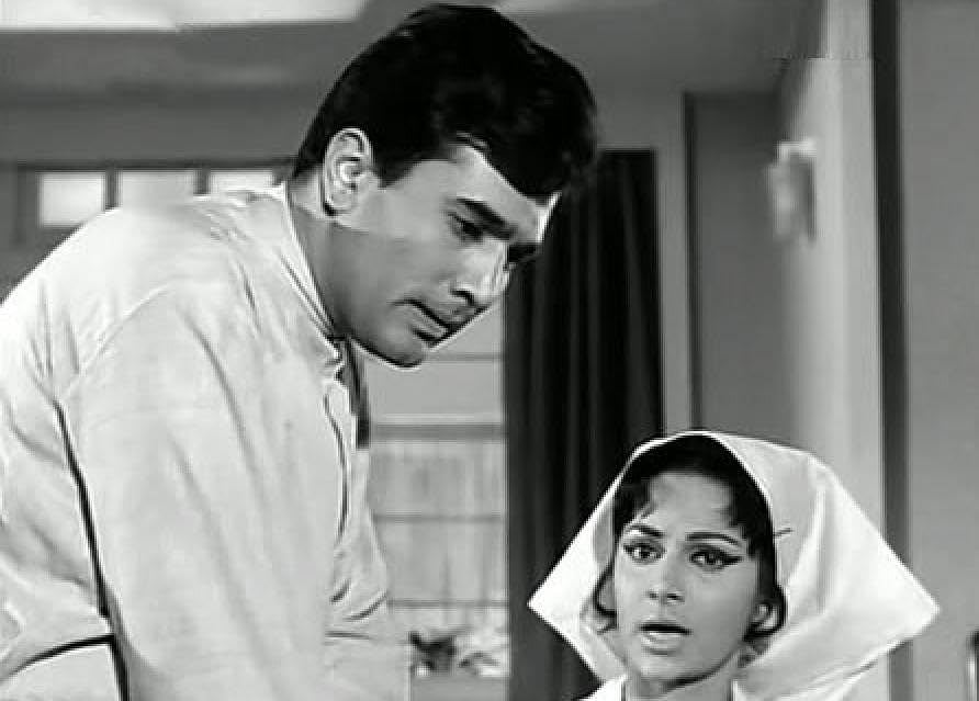 Rajesh Khanna and Waheeda Rehman in 'Khamoshi'