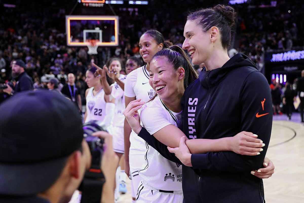 WNBA basketball game Golden State Valkyries vs Connecticut Sun in San Francisco_Kaitlyn Chen