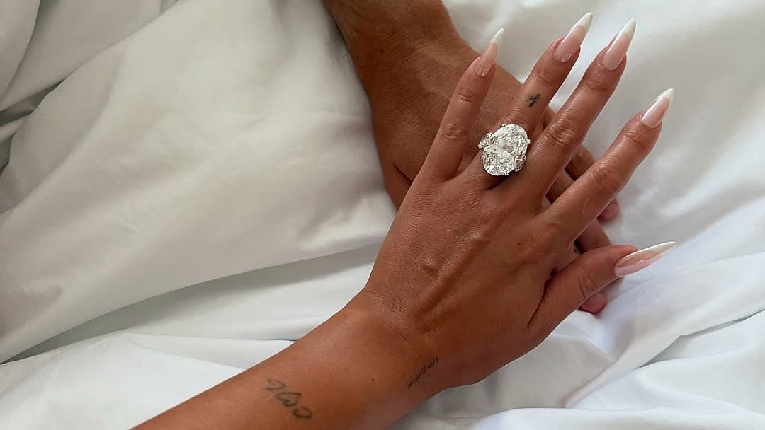 Instagram/Georgina Rodriguez : Georgina Rodriguez posted a picture of the engagement ring on her finger.