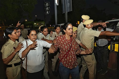Dog lovers protest in Delhi