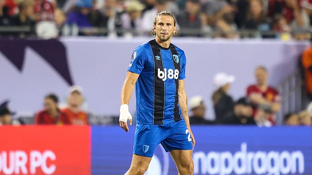 Transfer News: PSG Complete Swoop For Bournemouth Defender Illia Zabarnyi