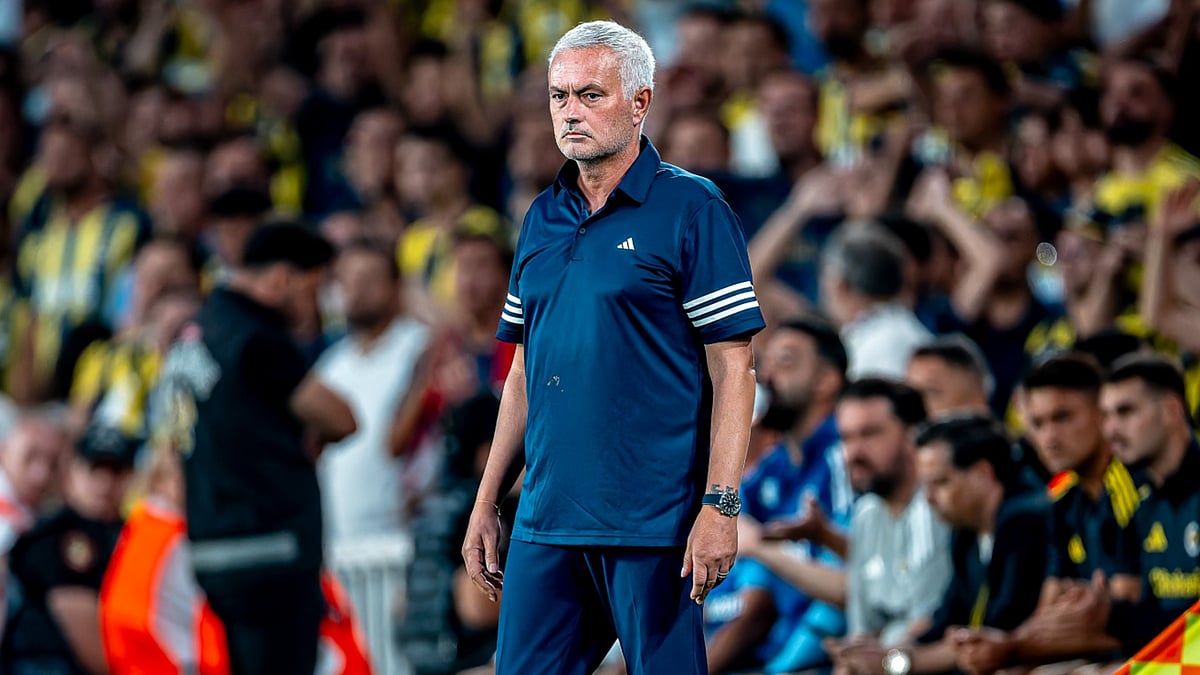Fenerbahce manager Jose Mourinho