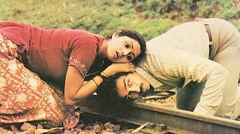 Sridevi and Kamal Haasan in Sadma