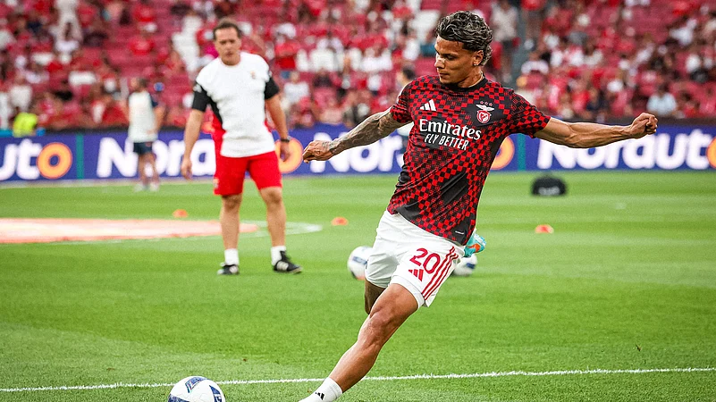 Benfica vs Nice, UEFA Champions League 2025-26 Richard Rios X