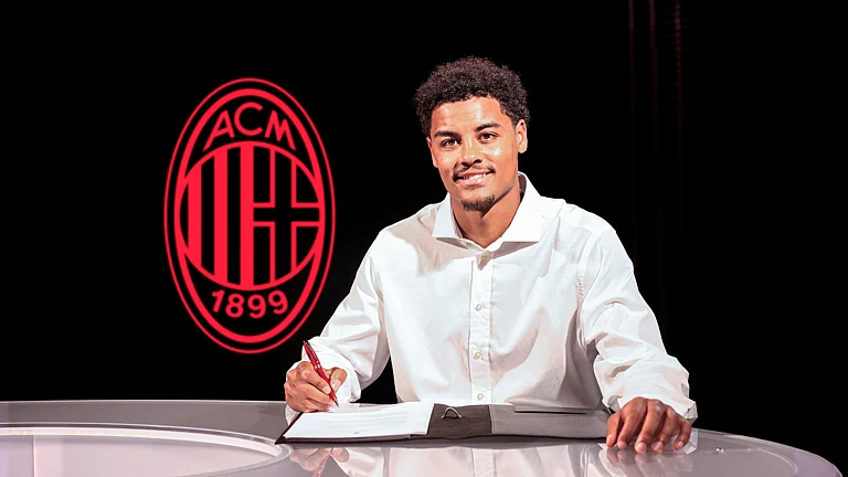 Koni De Winter has joined AC Milan - null