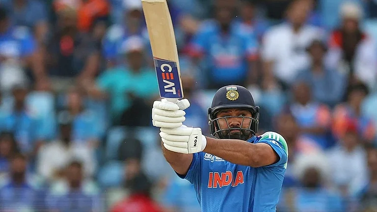 Shubman Gill, Jasprit Bumrah Pass Fitness Test Ahead of Asia Cup; Rohit Sharma Too Aces - | Photo: AP/Christopher Pike