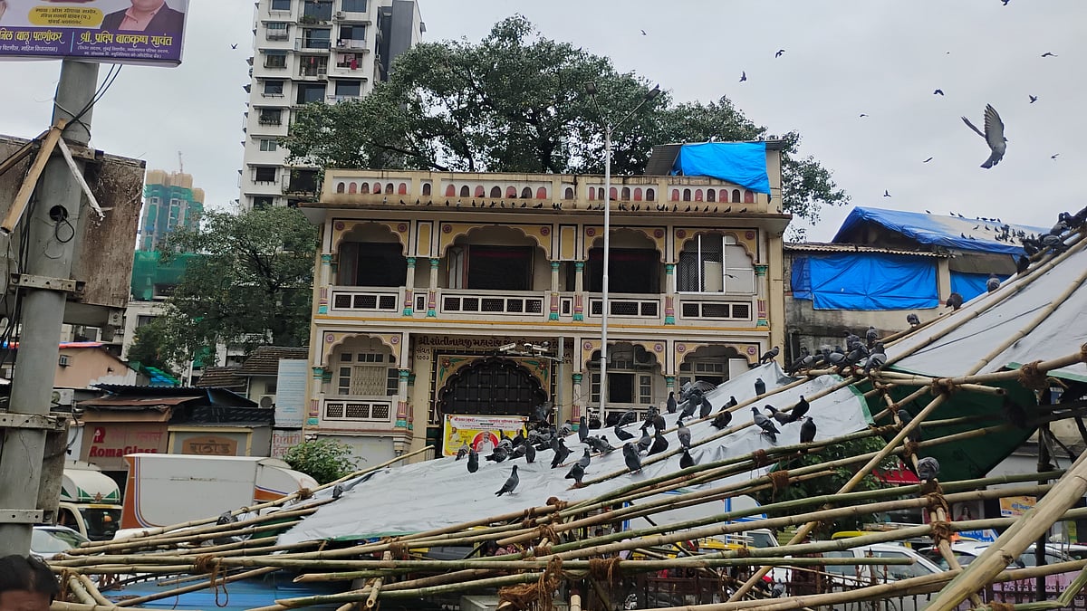 Jinit Parmar : The adjoining Jain temple shut its doors ahead of the protest, as security forces moved in to prevent any escalation.