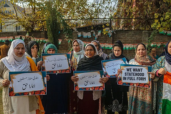 Protesters demand restoration of statehood and constitutional guarantees in Kashmir