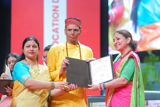 All India Institute Of Occult Science Celebrates Top Performers Of Its Palmistry Course At 21st Convocation