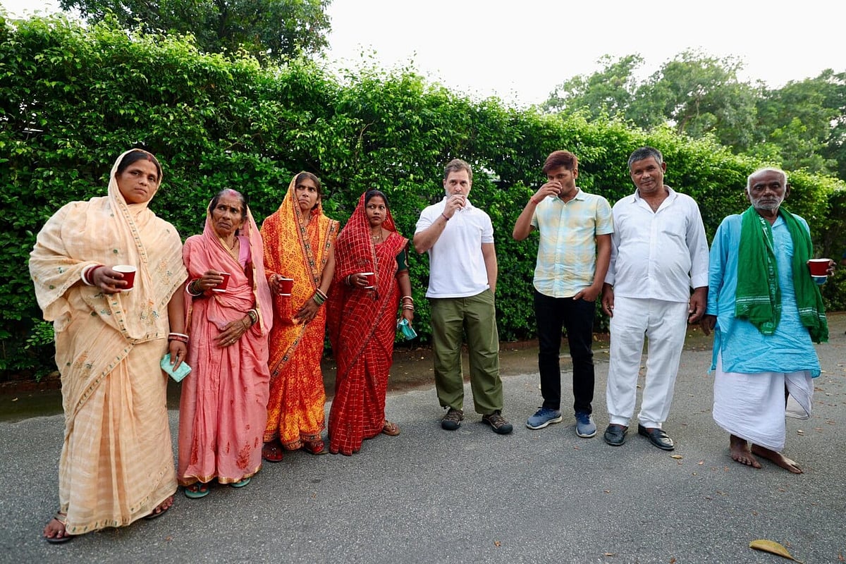 In a four-minute video of the interaction, he asked the voters how they discovered they had been removed from the rolls.  - X