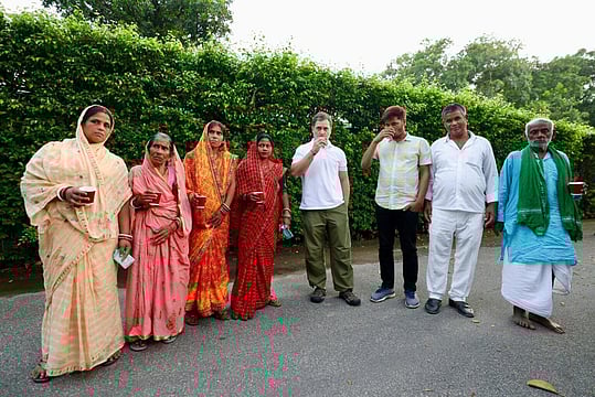 Rahul Gandhi Has Tea With ‘Dead’ Voters From Bihar, Criticises Election Commission 