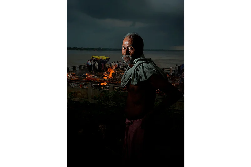 The Dom Workers Of Varanasi - Outlook Magazine Mental Health issue