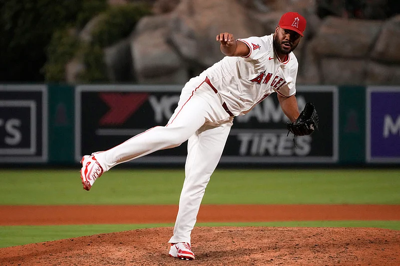 MLB baseball game Los Angeles Angels vs LA Dodgers photos: Kenley Jansen