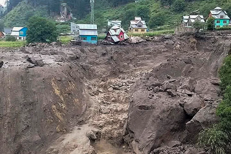 Massive cloudburst in Jammu and Kashmirs Kishtwar_damaged Houses in Chasoti