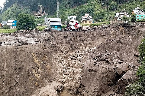 Massive cloudburst in Jammu and Kashmir's Kishtwar