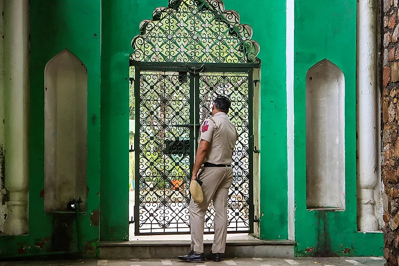Dargah near the Humayuns Tomb collapsed