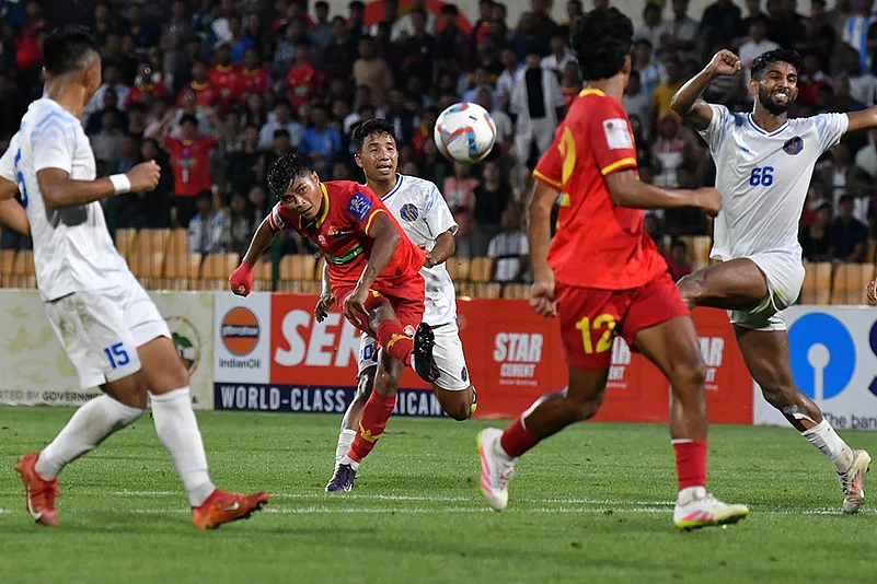Durand Cup 2025 Quarter-Final match Shillong Lajong vs Indian Navy_Everbrightson Sana Mylliempdah