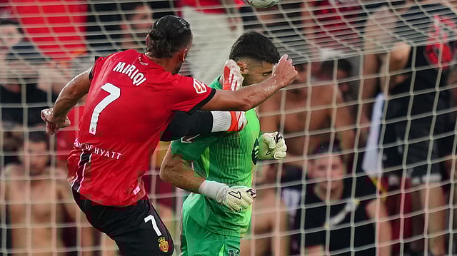 Mallorca Vs Barcelona, La Liga 2025-26: Joan Garcia Kicked In Face, Brutal Foul Ends In Red Card – WATCH