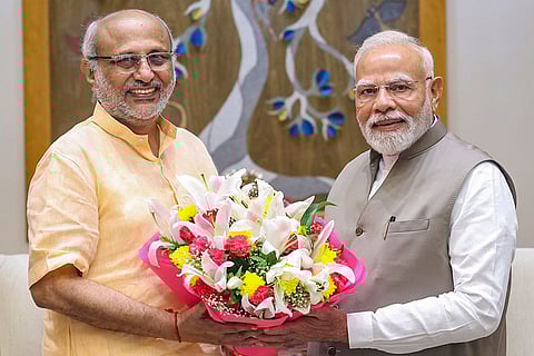 PM Modi with Gov CP Radhakrishnan