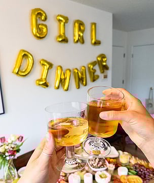 Girl Therapy, Girl Dinner: The Trivialisation Of Female Coping Mechanisms In Digital Culture