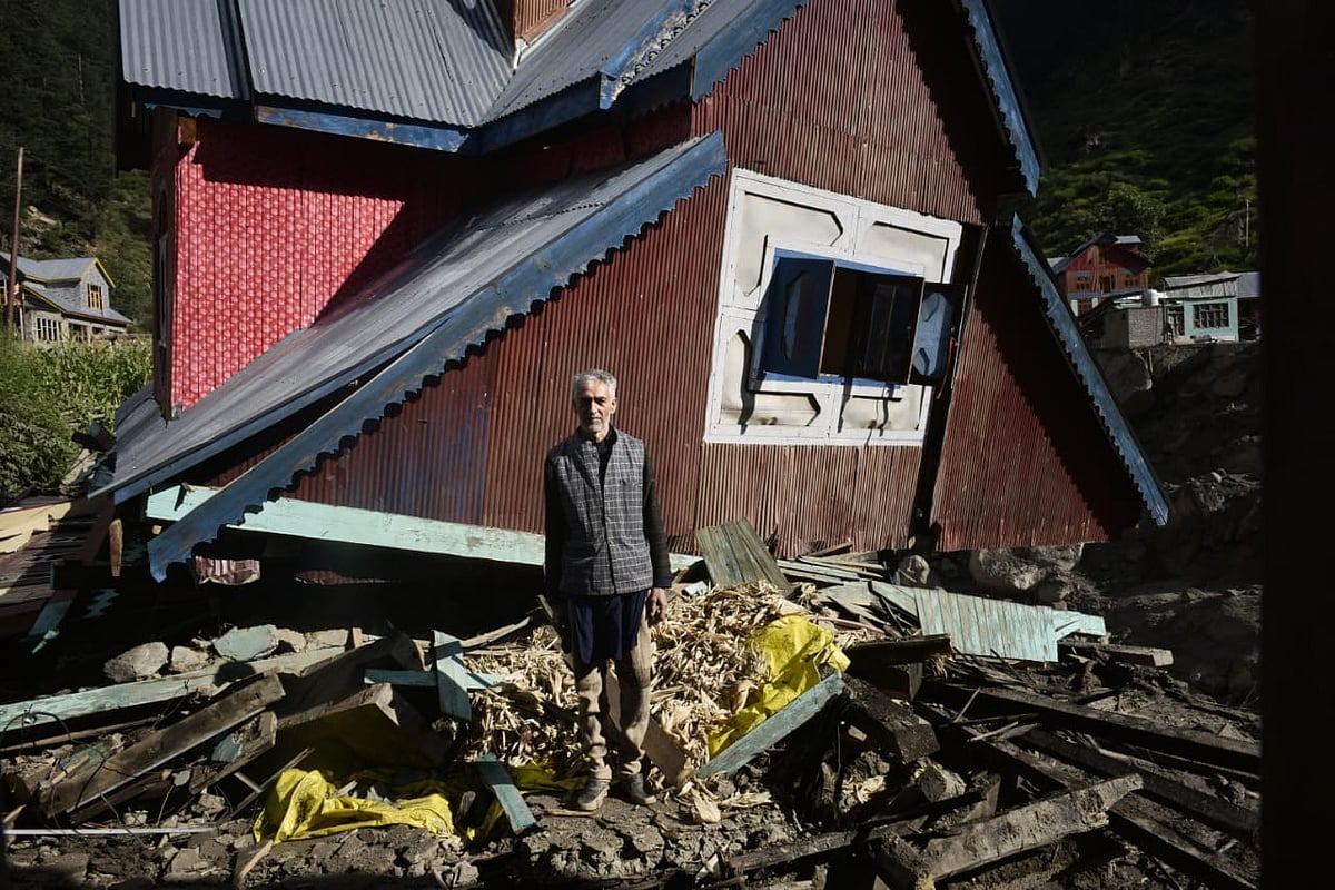 Homes destroyed due to flashfloods in Chishoti - Yasir Iqbal