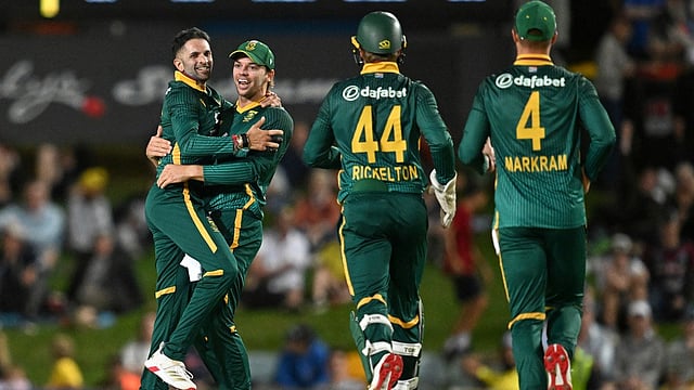 Australia Vs South Africa 1st ODI: Maharaj Fifer Floors Hosts As Proteas Win By 98 Runs