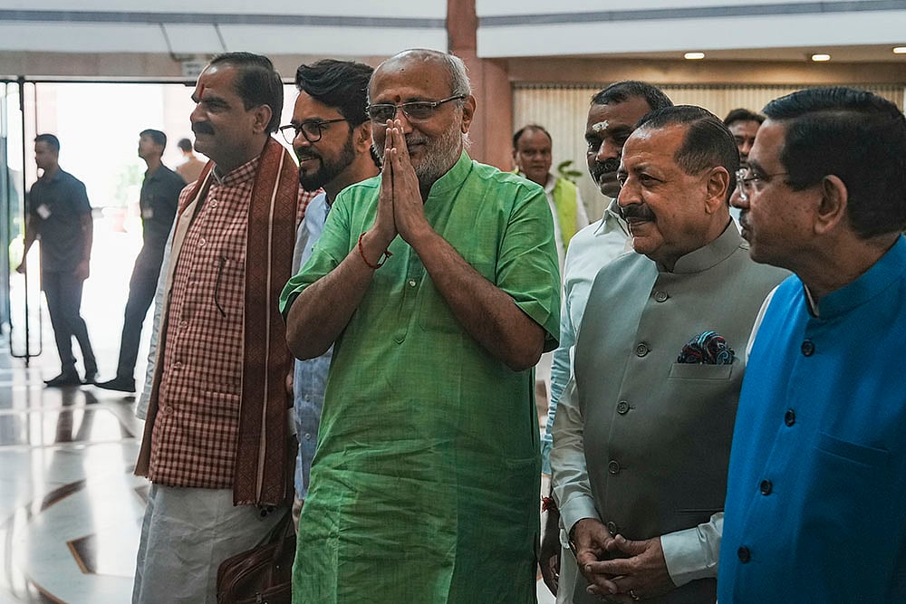 | Photo: PTI/Shahbaz Khan : NDA parliamentary party meeting