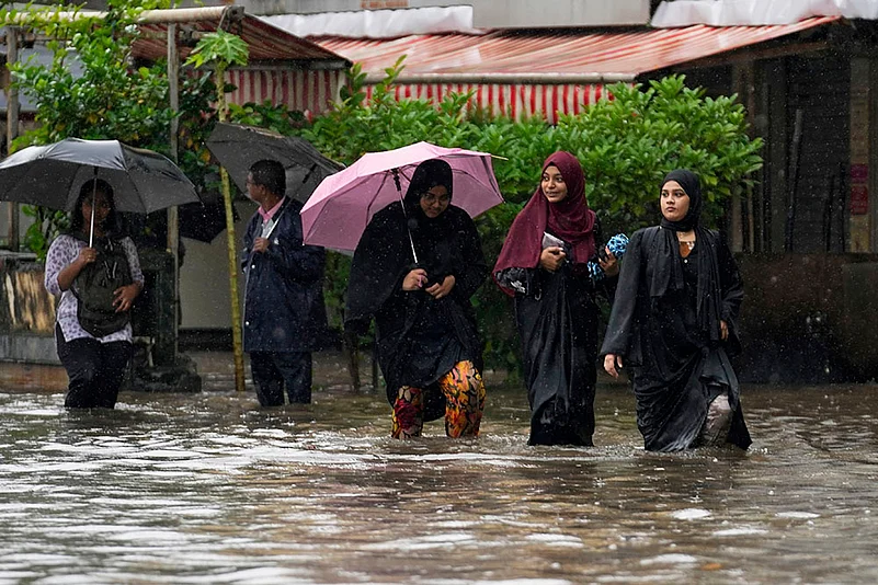 Mumbai Monsoon Weather Rain and waterlogging photos_12