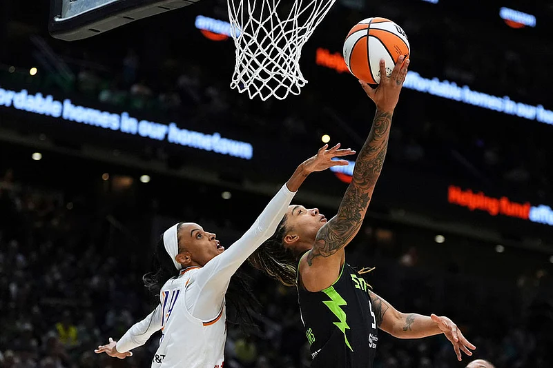 WNBA Basketball game Phoenix Mercury vs Seattle Storm_Gabby Williams