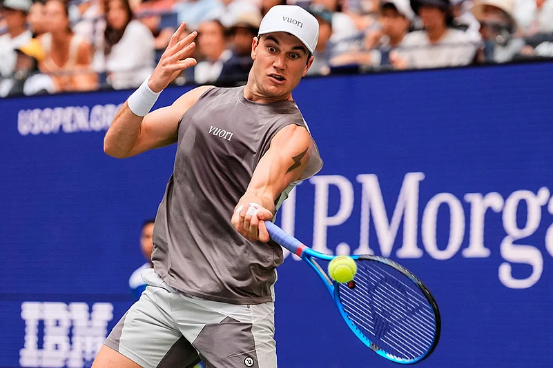 US Open 2025 Mixed Doubles Jack Draper and Jessica Pegula vs Emma Raducanu and Carlos Alcaraz_2
