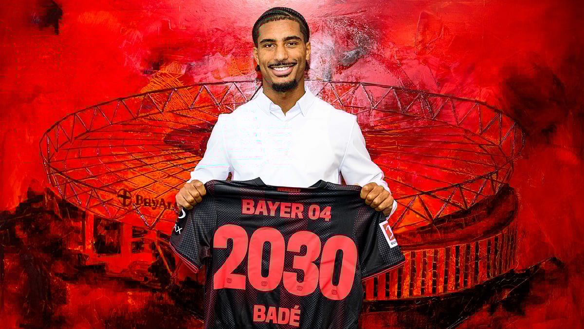 Loic Bade joins Bayer Leverkusen