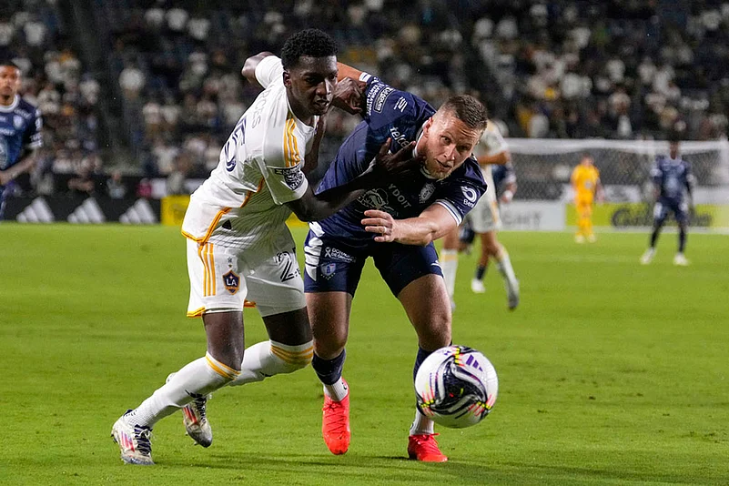 Leagues Cup 2025 Quarter-Final match Los Angeles Galaxy vs CF Pachuca_Carlos Garcés