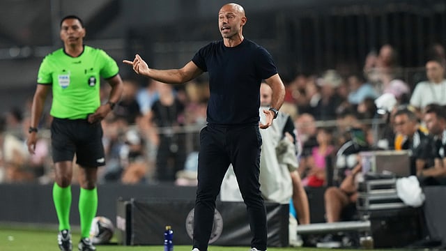 Leagues Cup 2025: Inter Miami Head Coach Javier Mascherano Uses Phone Call To Coach After Being Sent Off – WATCH