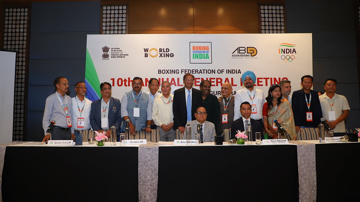 X/Boxing Federation : The newly elected executive committee of the Boxing Federation of India, chaired by president Ajay Singh.