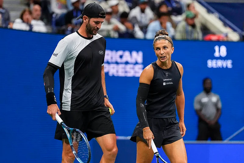 US Open Tennis Mixed Doubles Semi Finals Sara Errani-Andrea Vavassori vs D Collins-C Harrison_1