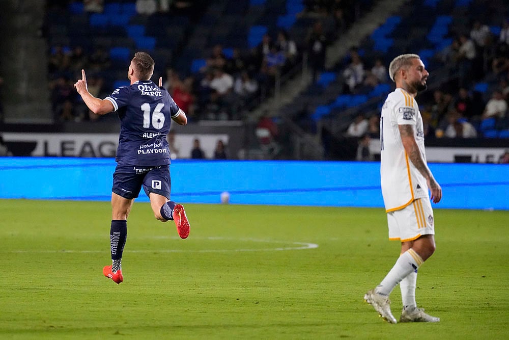 | Photo: AP/Mark J. Terrill : Leagues Cup 2025 Quarter-Final: Los Angeles Galaxy vs CF Pachuca