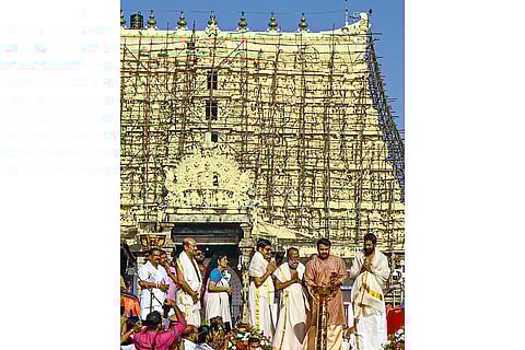 Mohanlal at Sree Padmanabhaswamy Temple