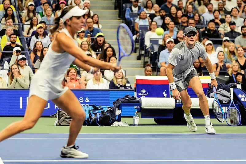 US Open Tennis Mixed Doubles Semi Finals Casper Ruud-Iga Swiatek vs Jack Draper-Jessica Pegula_4