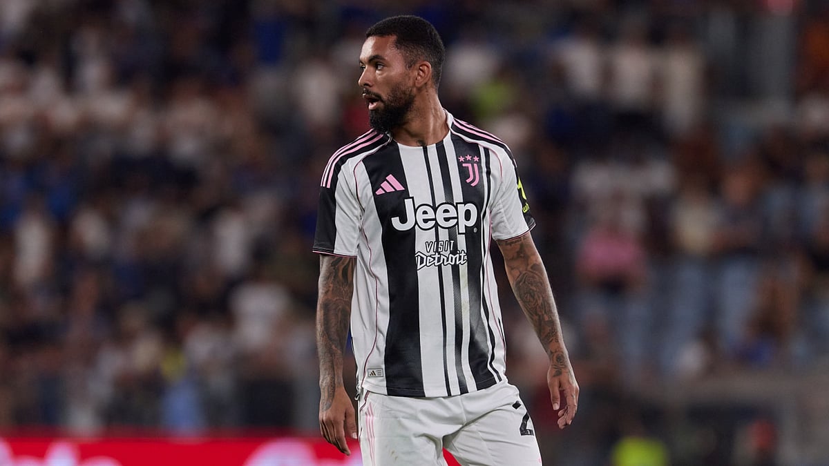 Douglas Luiz Nottingham Forest