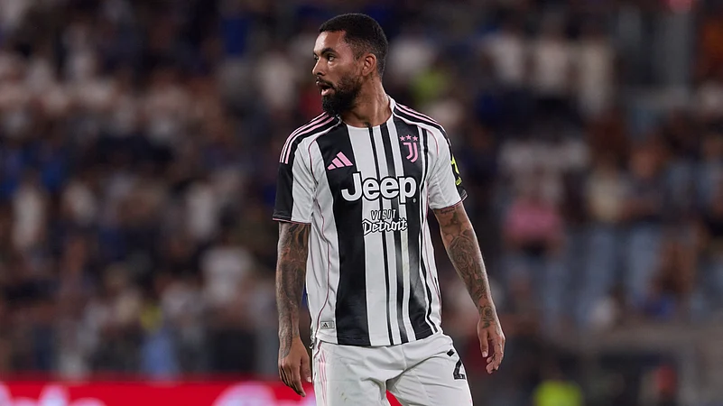 Douglas Luiz Nottingham Forest