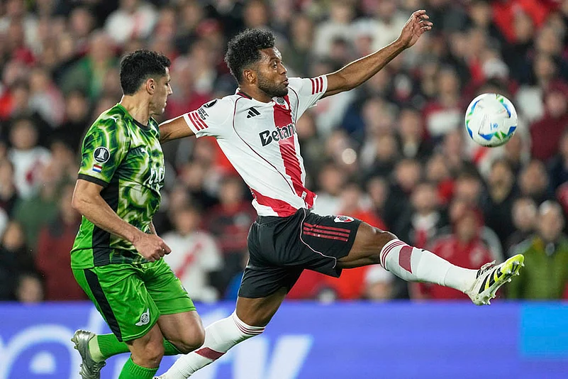 Copa Libertadores 2025 Soccer match Argentinas River Plate Vs Paraguays Libertad_Miguel Borja