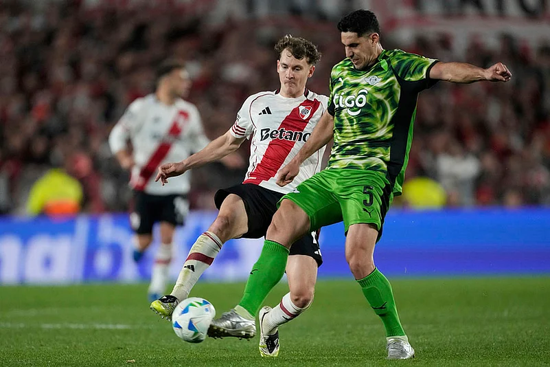 Copa Libertadores 2025 Soccer match Argentinas River Plate Vs Paraguays Libertad_Facundo Colidio