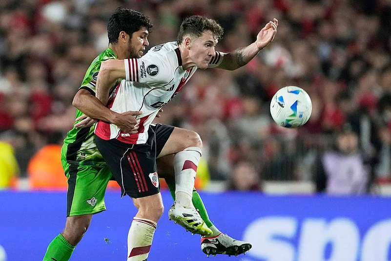 Copa Libertadores 2025 Soccer match Argentinas River Plate Vs Paraguays Libertad_Robert Rojas