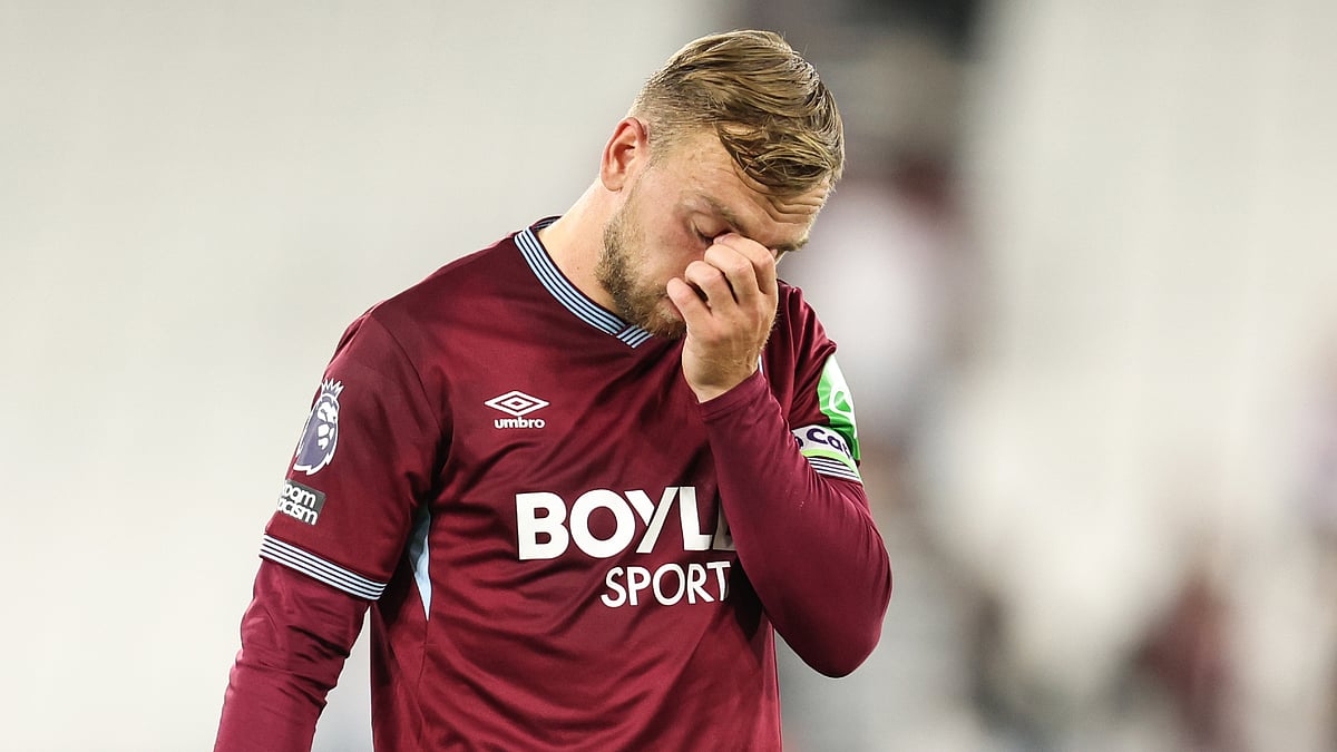 Jarrod Bowen pictured during West Ham's 5-1 loss to Chelsea - null
